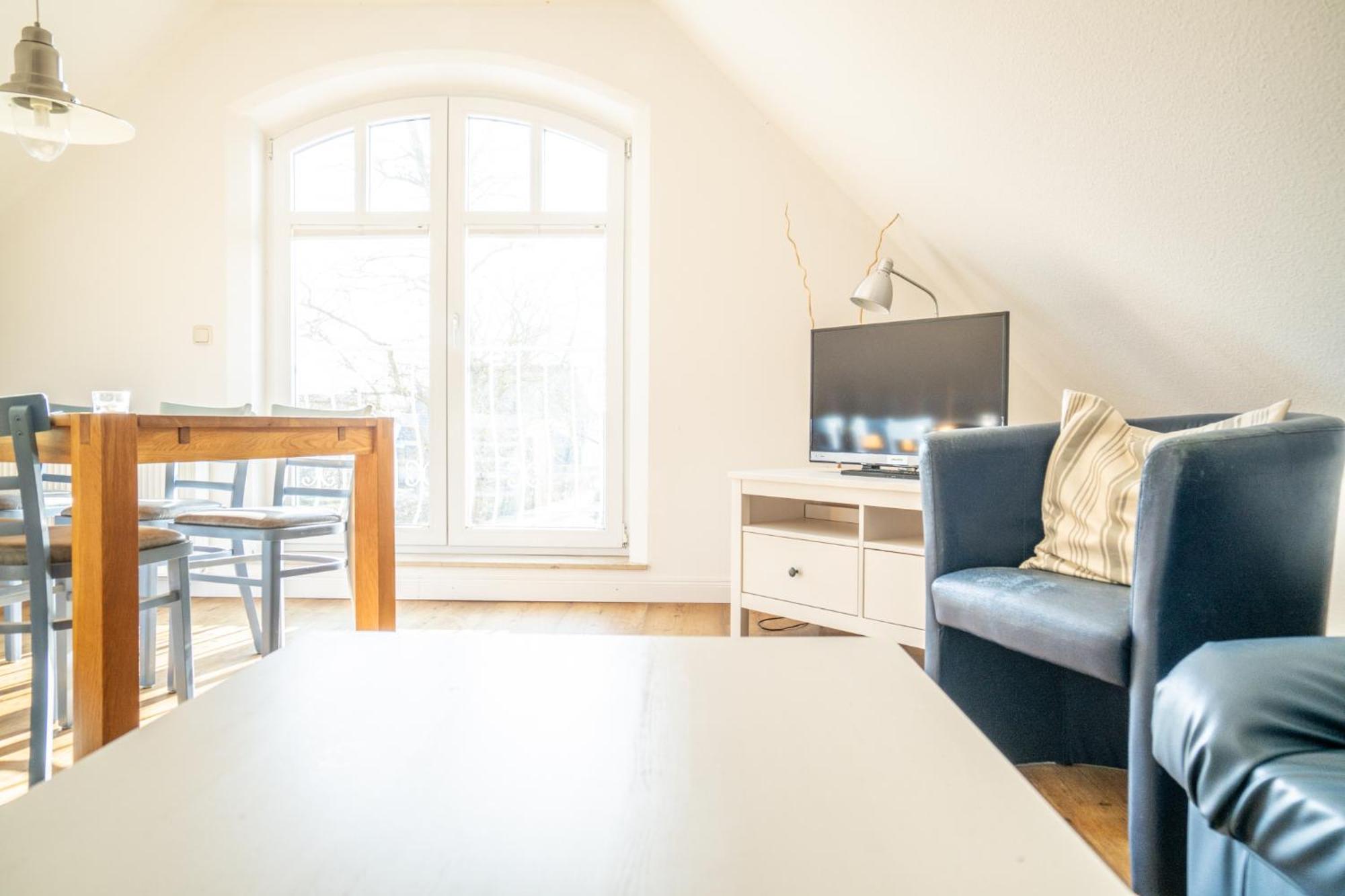 Haus Alte Baeckerei - Boddenblick Apartment Борн Екстериор снимка
